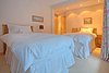 Twin bedroom with ensuite